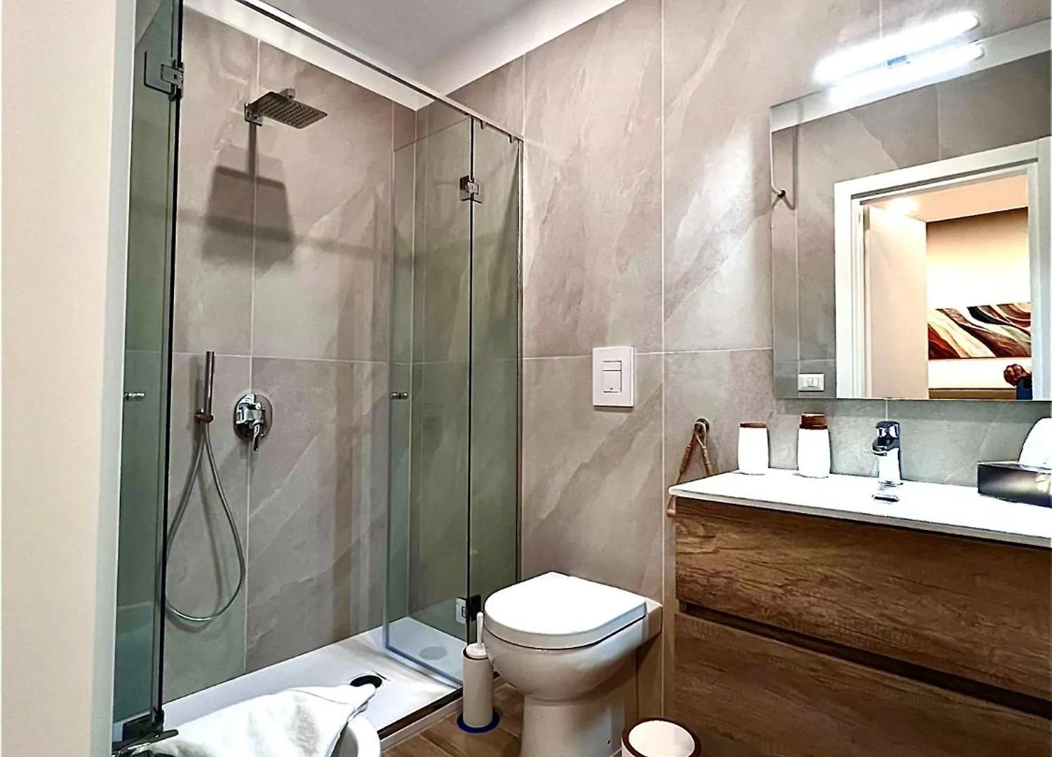 Two Rooms Napoli Naples