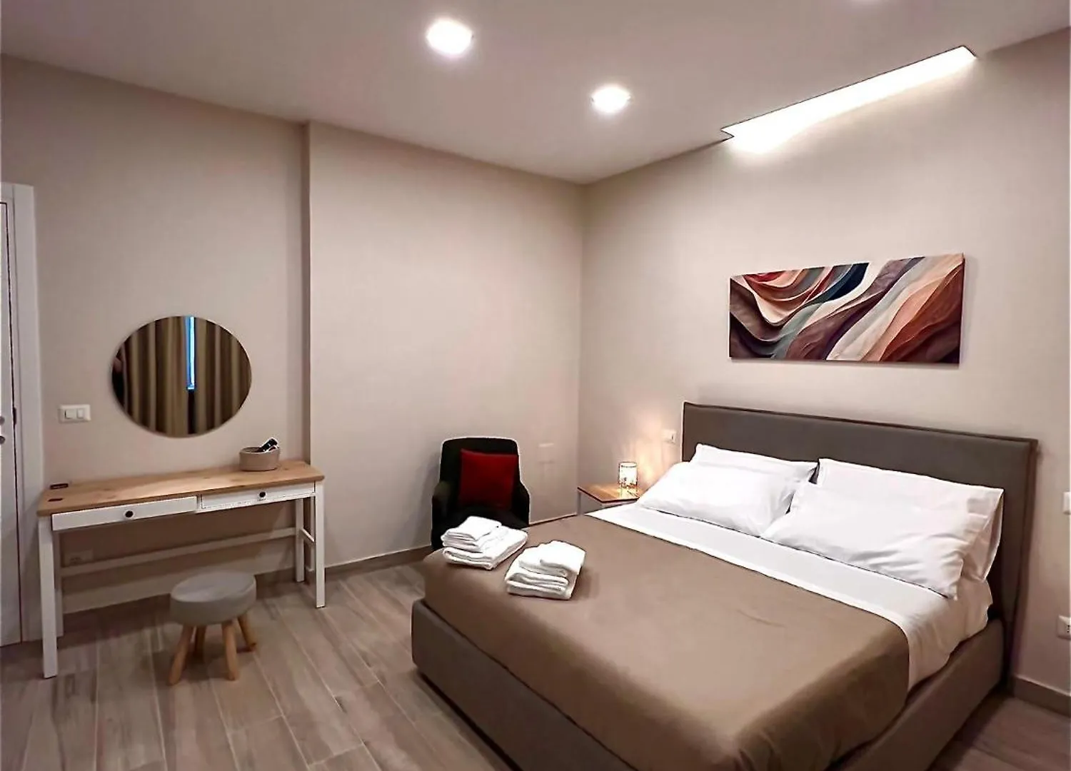 Two Rooms Napoli Apartment Naples